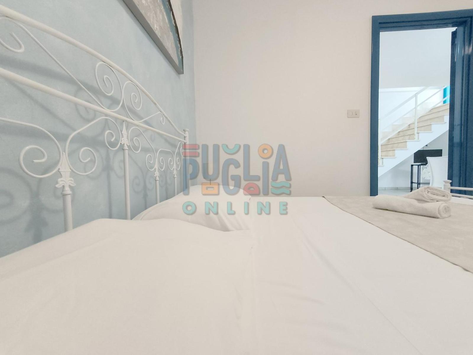 Bilocale Blue House Fronte Mare, A Posto Rosso Apartment Capilungo Exterior photo