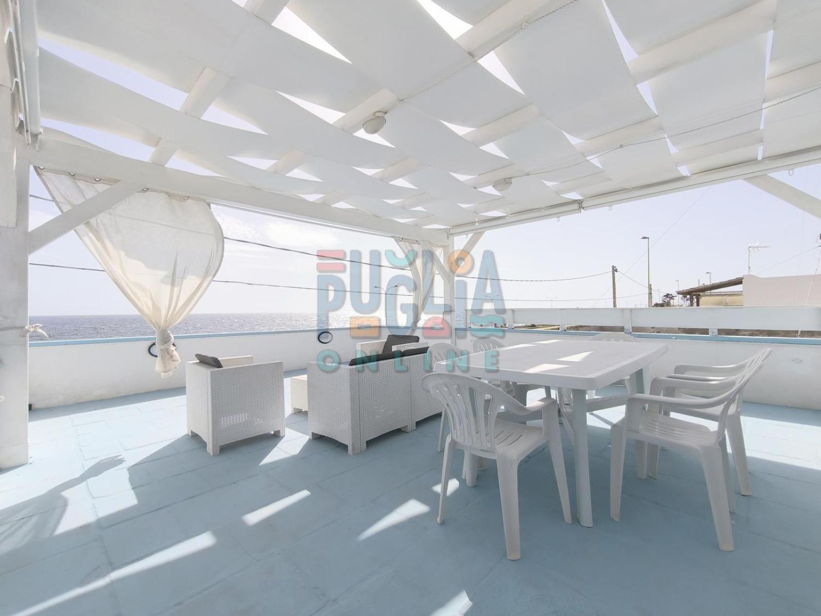 Bilocale Blue House Fronte Mare, A Posto Rosso Apartment Capilungo Exterior photo